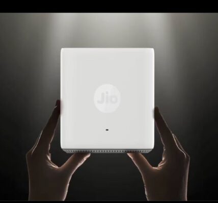 Reliance Jio launches AX6000 WiFi 6 router: With 6000Mbps speed and AI Mesh technology, price and features