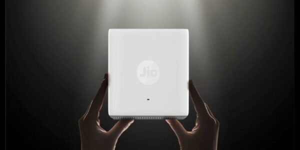 Reliance Jio launches AX6000 WiFi 6 router: With 6000Mbps speed and AI Mesh technology, price and features